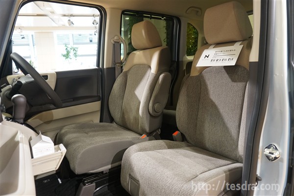 新型n Boxの助手席スーパースライドシート 広さ 使い勝手を徹底レビュー テスドラ Com