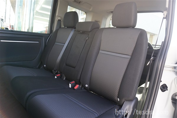 どっちが良い ステップワゴンのベンチシートとキャプテンシート比較 テスドラ Com